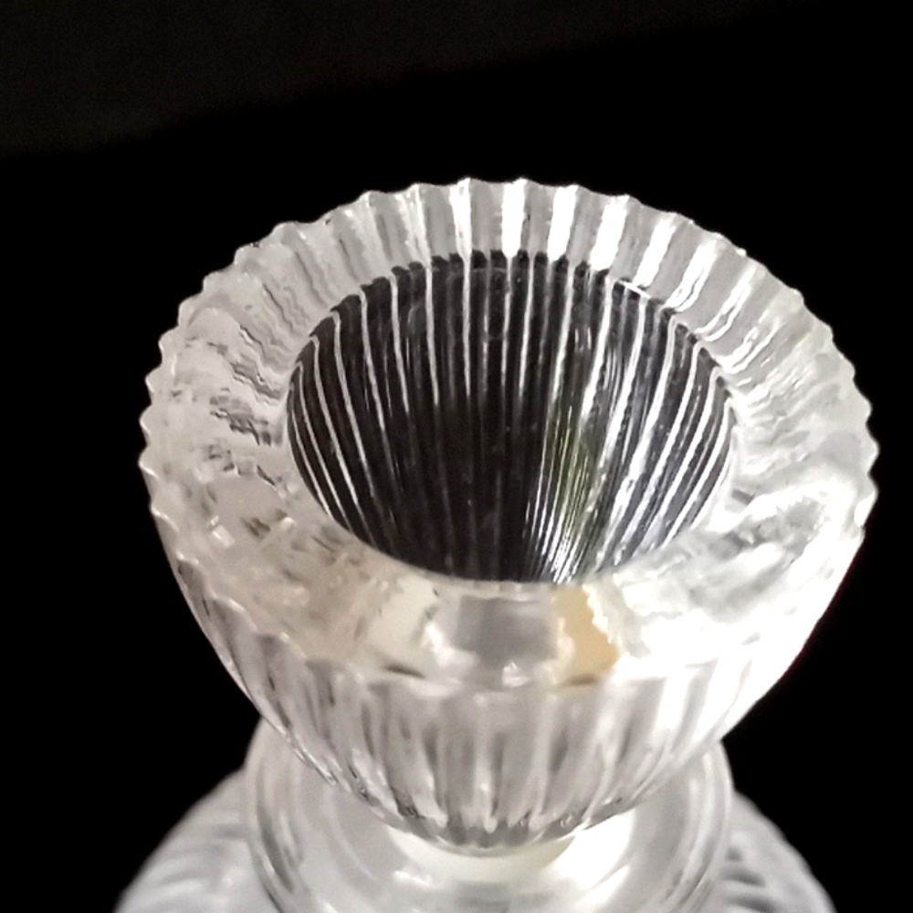 Oneida Lead Crystal Perfume Bottle 3.5 inches tall - Picture 2 of 5